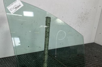 Vitre avant droit PEUGEOT 308 1