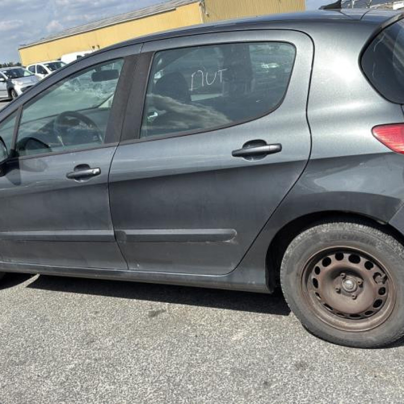 Vitre avant droit PEUGEOT 308 1 Photo n°10