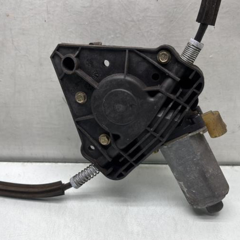 Leve vitre electrique avant droit RENAULT CLIO 2 Photo n°3