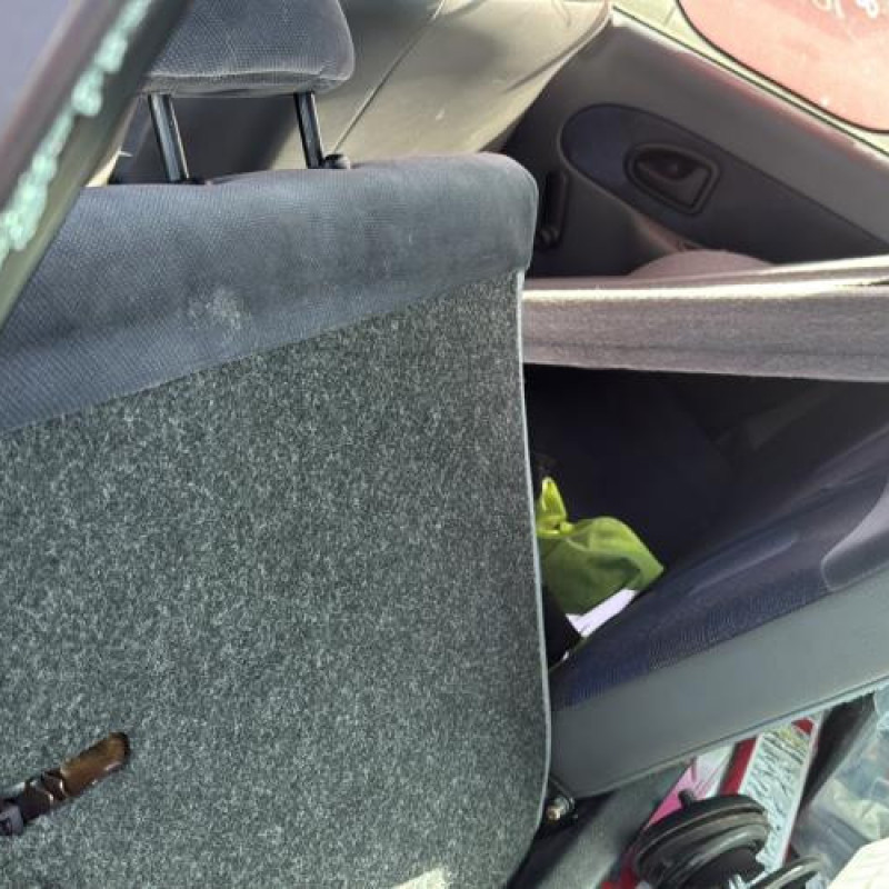 Leve vitre electrique avant droit RENAULT CLIO 2 Photo n°16