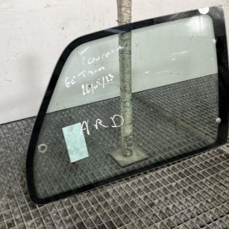 Custode arriere droit PEUGEOT 106
