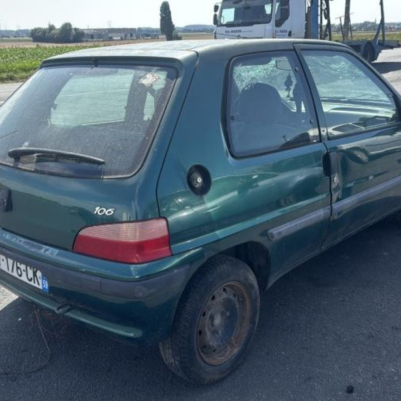 Custode arriere droit PEUGEOT 106 Photo n°7