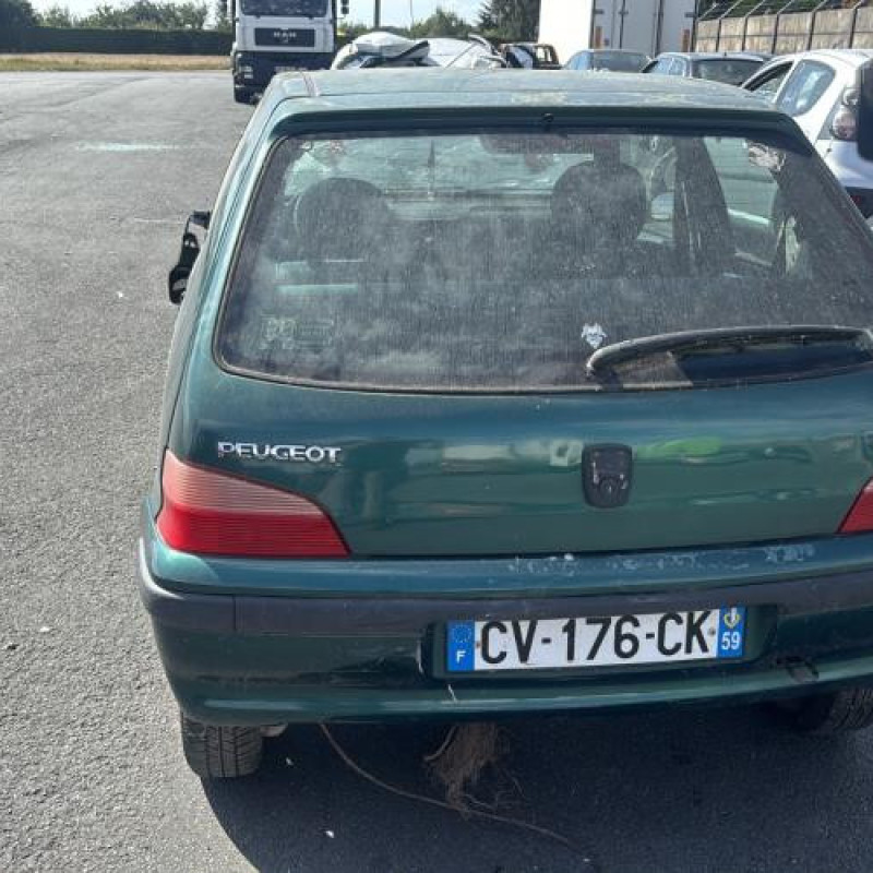 Custode arriere droit PEUGEOT 106 Photo n°9