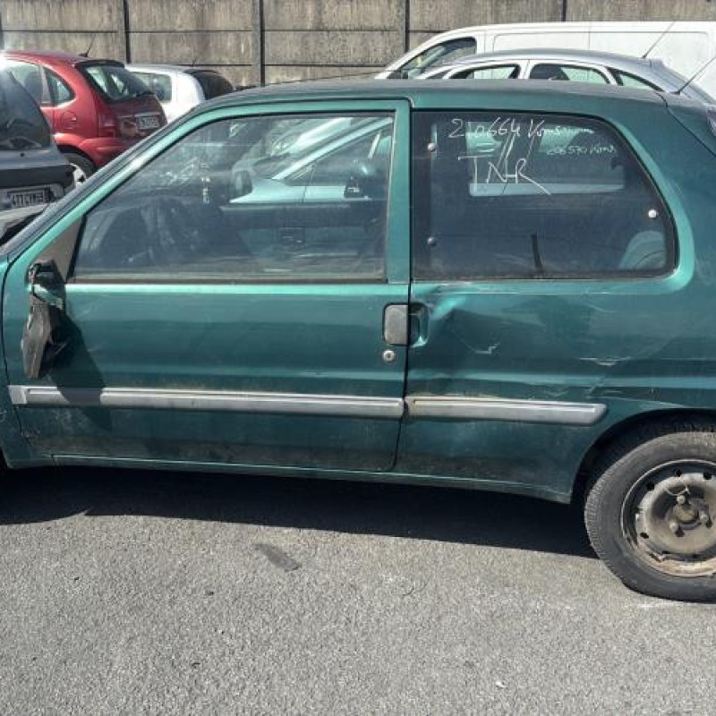 Custode arriere droit PEUGEOT 106 Photo n°10