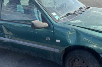 Custode arriere droit PEUGEOT 106