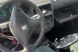 Custode arriere droit PEUGEOT 106