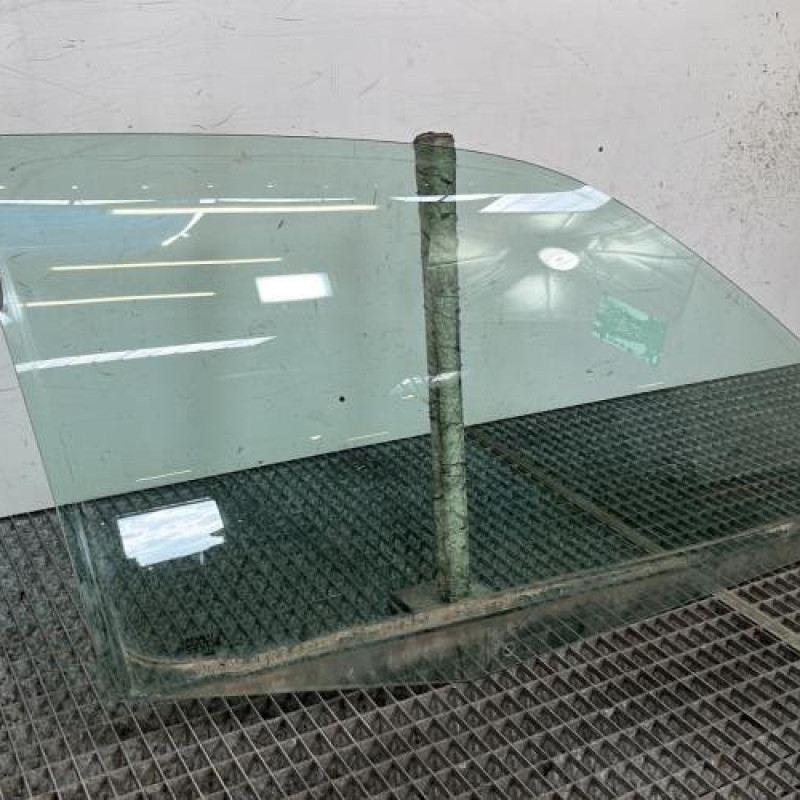 Vitre avant droit RENAULT CLIO 2 Photo n°3