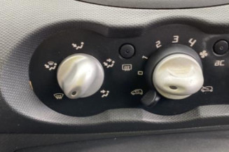 Custode arriere droit RENAULT TWINGO 2