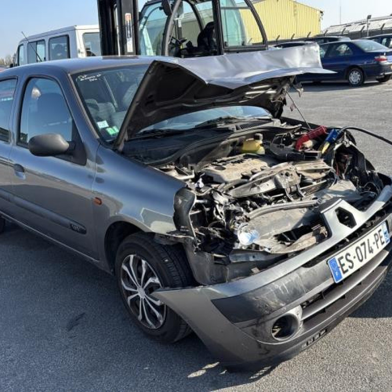 Vitre avant gauche RENAULT CLIO 2 Photo n°6