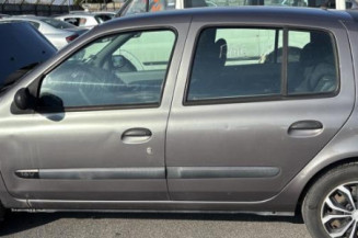 Vitre avant gauche RENAULT CLIO 2
