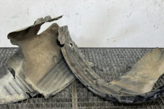 Pare boue avant droit RENAULT CLIO 2