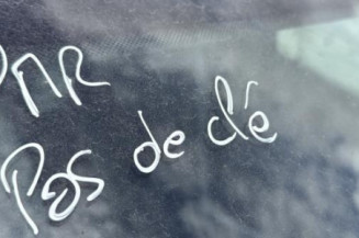 Custode arriere droit PEUGEOT 206