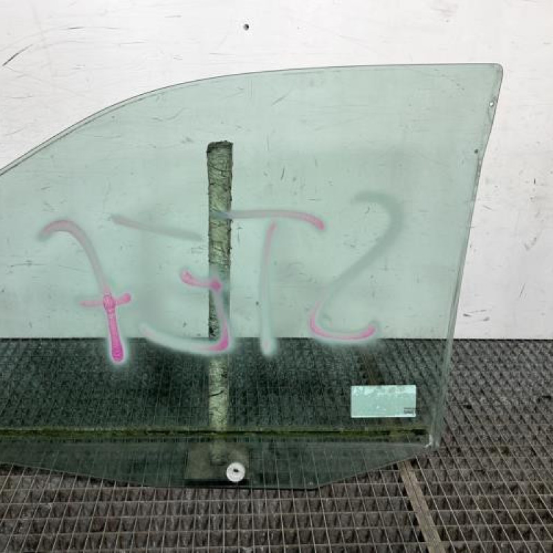 Vitre avant droit PEUGEOT EXPERT 1 Photo n°4