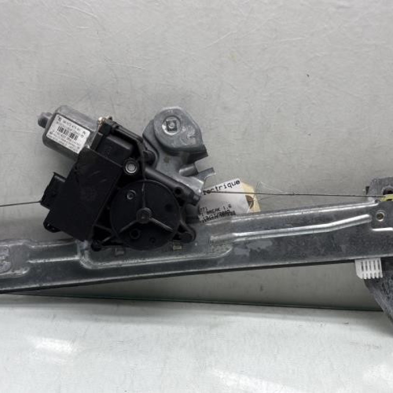 Leve vitre electrique avant droit PEUGEOT 308 1 SW Photo n°4