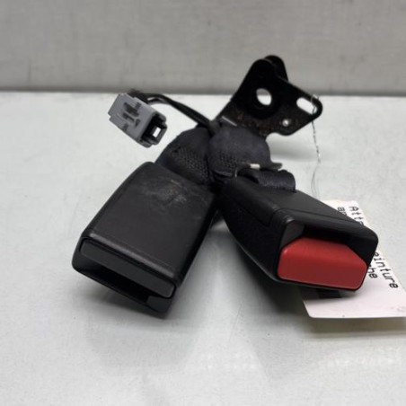 Attache ceinture arriere gauche RENAULT CLIO 4 Photo n°1