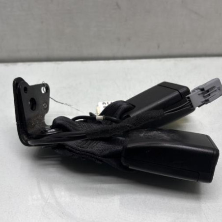 Attache ceinture arriere gauche RENAULT CLIO 4