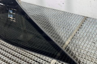 Custode arriere droit MERCEDES CLASSE M 164