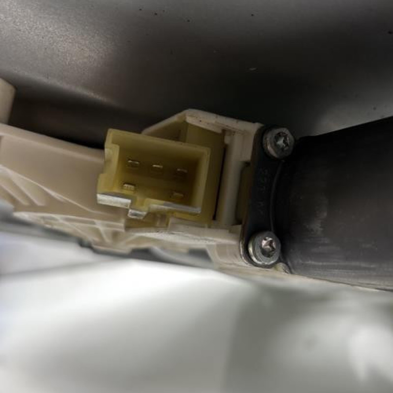 Leve vitre electrique arriere gauche MERCEDES CLASSE M 164 Photo n°3