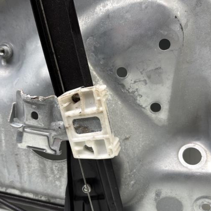 Leve vitre electrique avant droit MERCEDES CLASSE M 164 Photo n°4