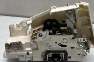 Serrure avant gauche MERCEDES CLASSE M 164