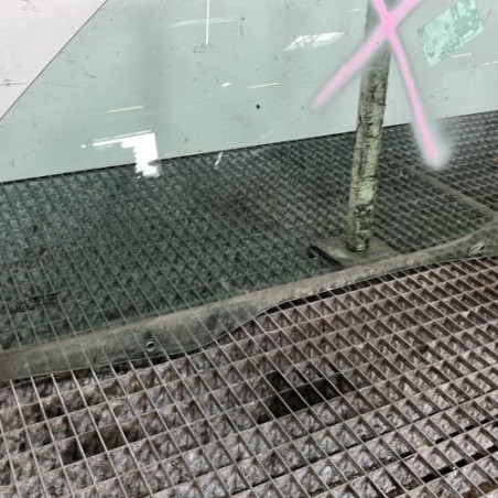 Vitre avant gauche CITROEN BERLINGO 1