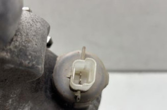 Anti brouillard arriere PEUGEOT 208 1