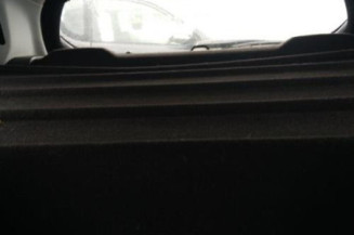 Anti brouillard arriere PEUGEOT 208 1