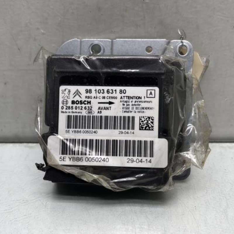 Boitier air bag PEUGEOT 208 1 Photo n°1