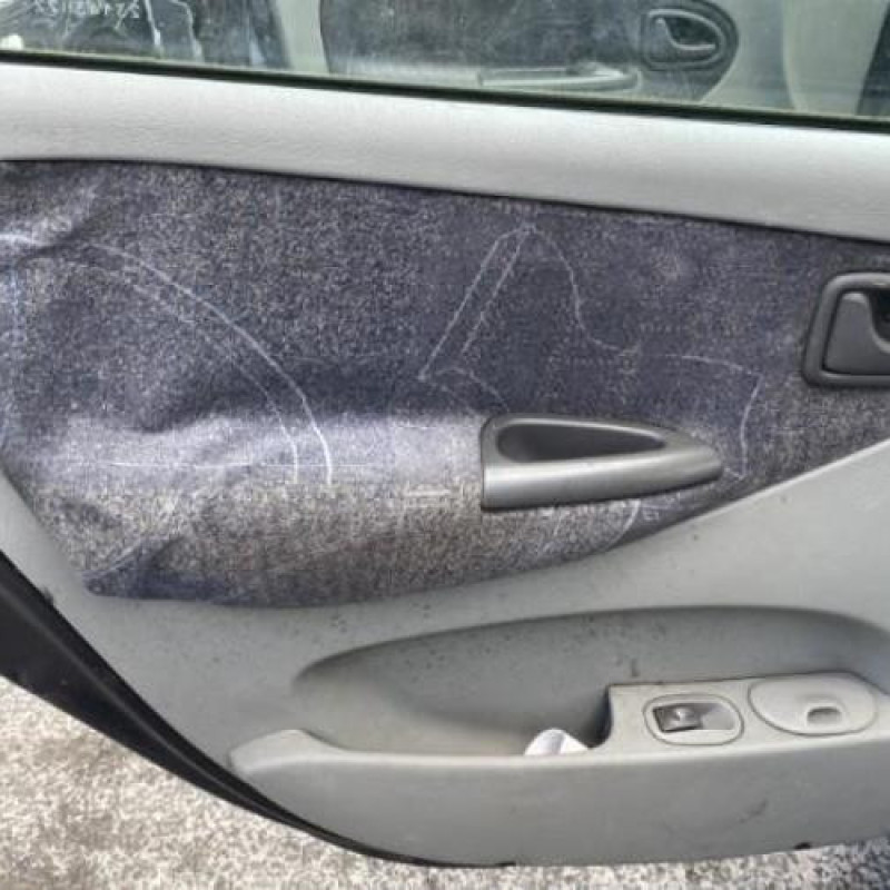 Feu arriere principal gauche (feux) RENAULT SCENIC 1 Photo n°17