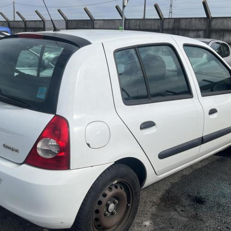 Baguette de porte avant gauche RENAULT CLIO 2 CAMPUS Photo n°6