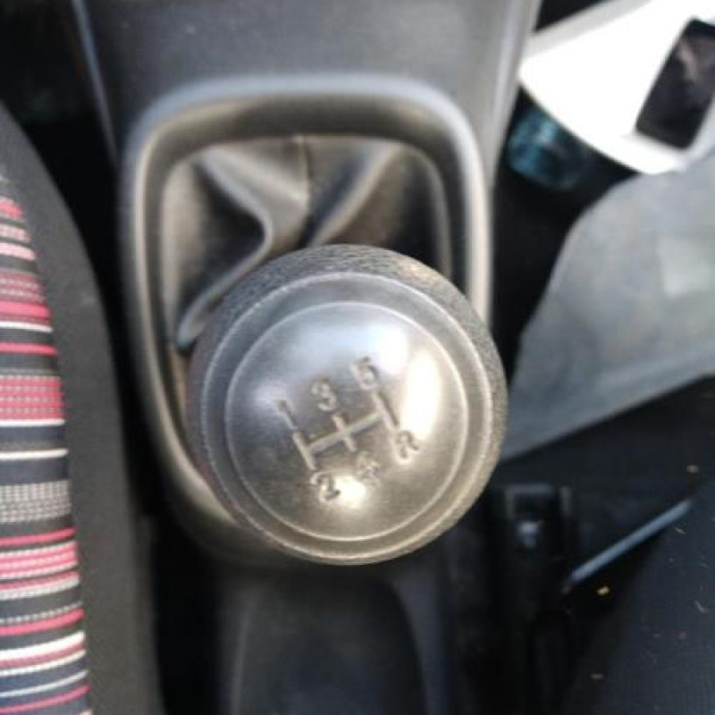 Lunette arriere CITROEN C1 2 Photo n°18
