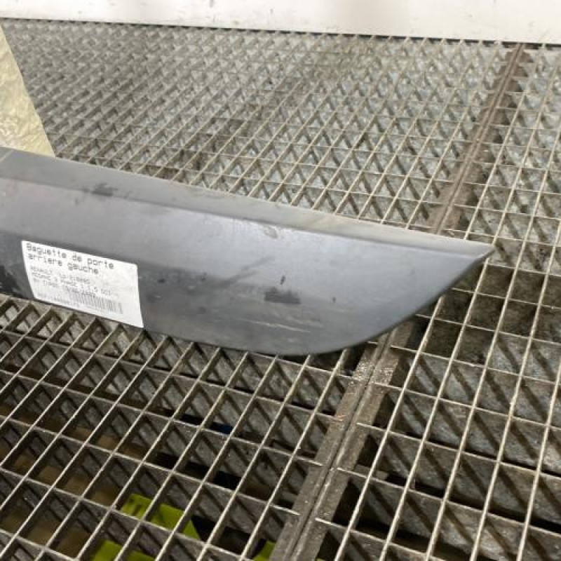 Baguette de porte arriere gauche  RENAULT MEGANE 3 Photo n°3
