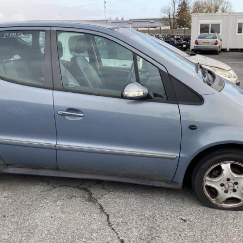 Leve vitre electrique arriere droit MERCEDES CLASSE A 168 Photo n°12