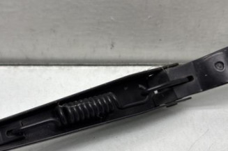 Bras essuie glace avant gauche SUZUKI SWIFT 4