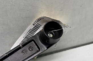 Bras essuie glace avant gauche SUZUKI SWIFT 4
