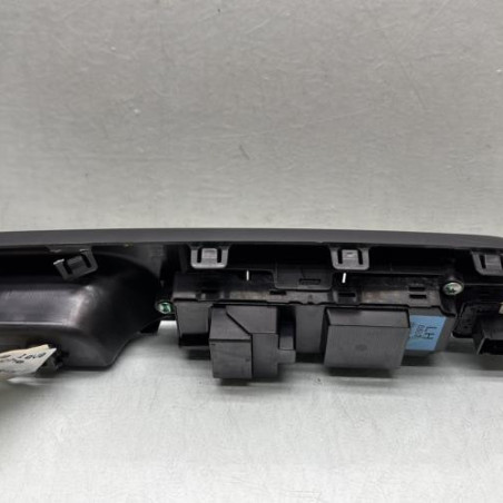 Interrupteur de leve vitre avant gauche SUZUKI SWIFT 4