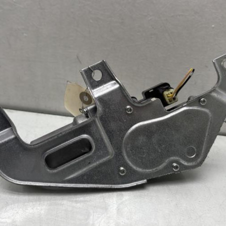 Moteur essuie glace arriere SUZUKI SWIFT 4