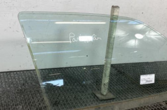 Vitre avant droit VOLKSWAGEN POLO 3