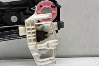 Leve vitre electrique avant gauche FORD KA 2