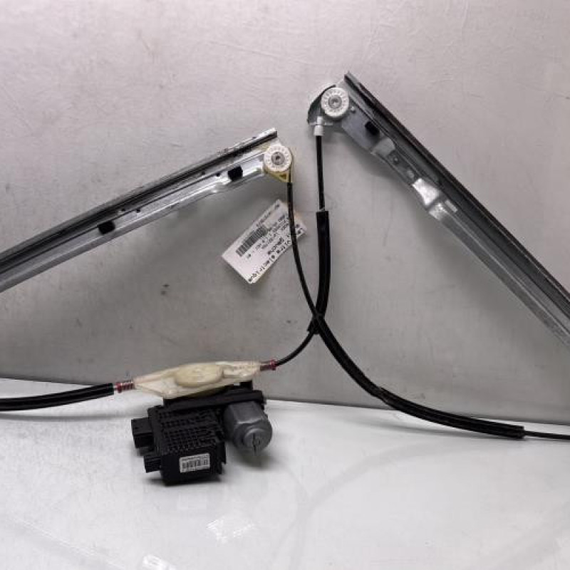 Leve vitre electrique avant gauche CITROEN C4 PICASSO 1 Photo n°1