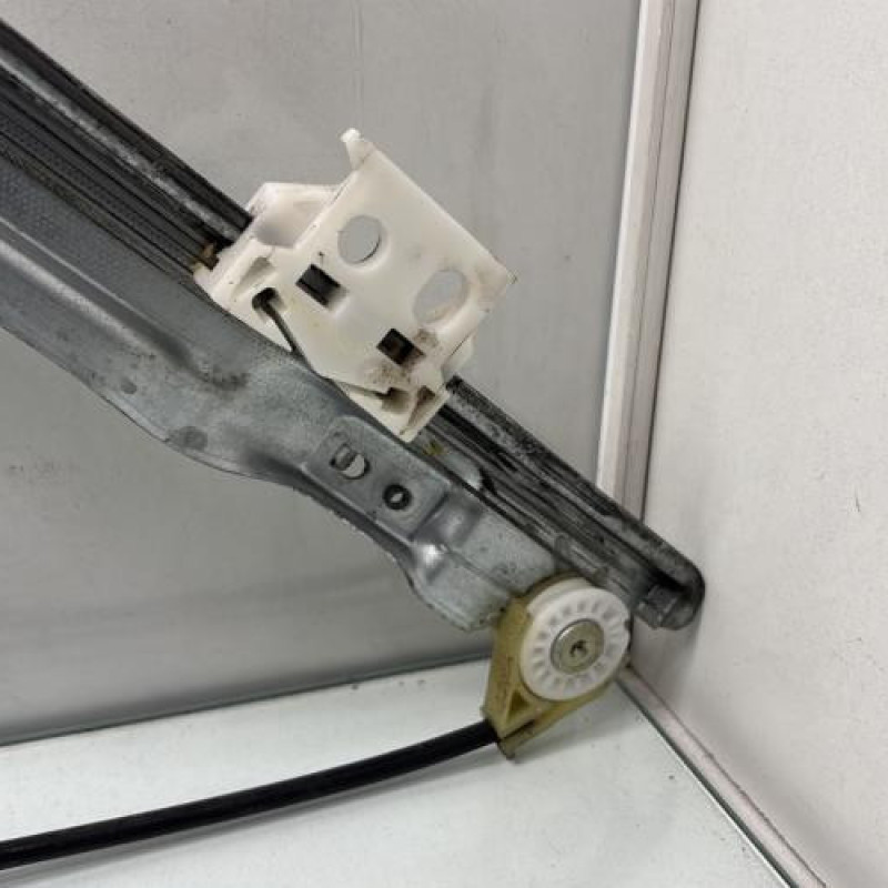 Leve vitre electrique avant gauche CITROEN C4 PICASSO 1 Photo n°4