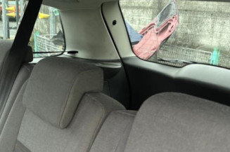 Pare choc arriere FORD C-MAX 1