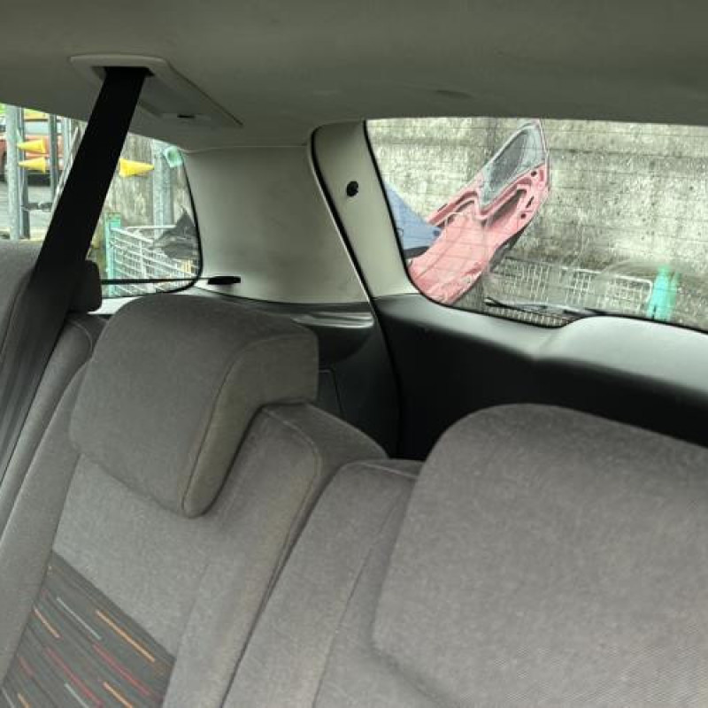 Pare choc arriere FORD C-MAX 1 Photo n°19