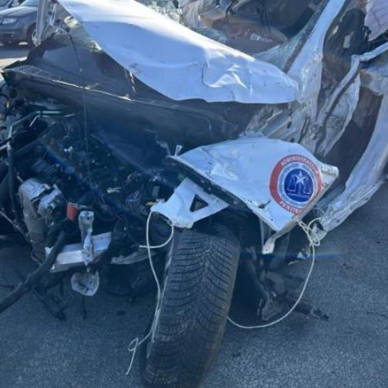 Baguette de porte avant droite PEUGEOT RIFTER Photo n°12