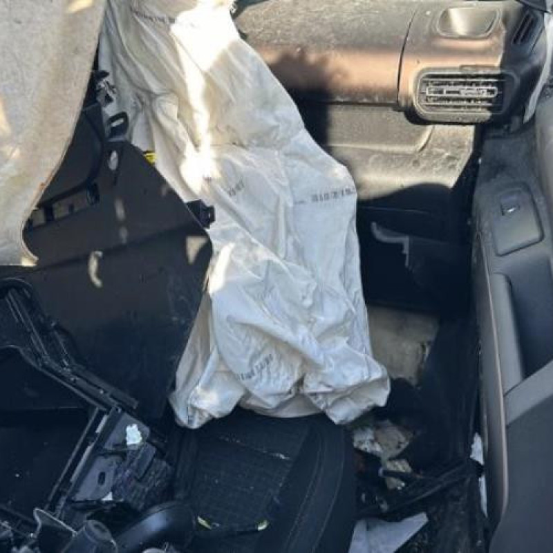 Baguette de porte avant droite PEUGEOT RIFTER Photo n°13