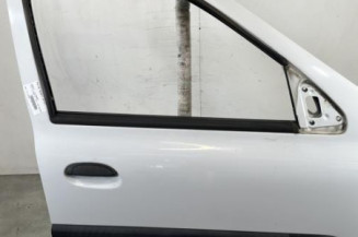 Porte avant droit RENAULT CLIO 2 Photo n°1