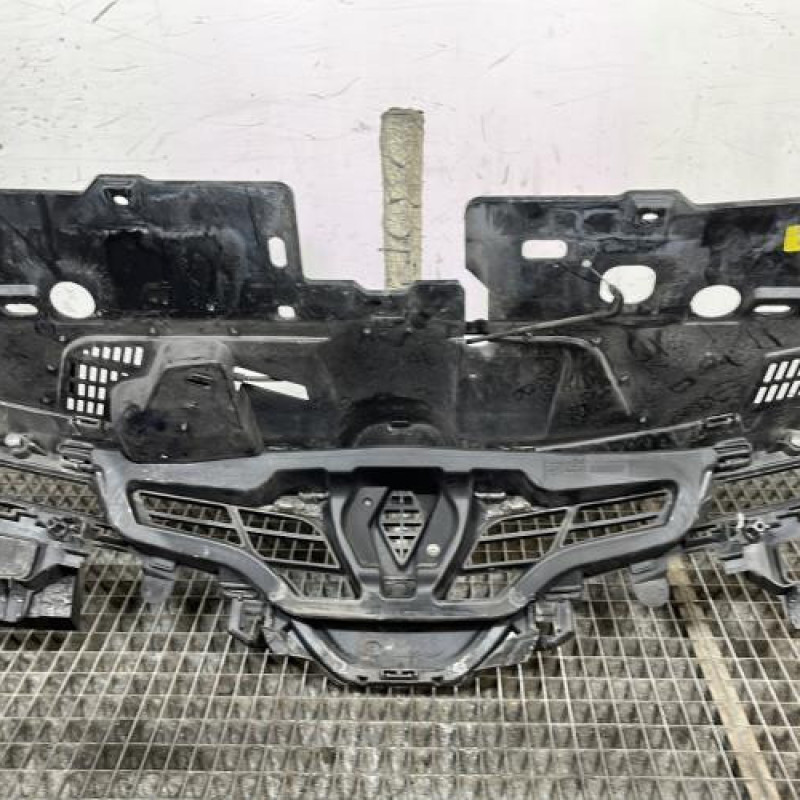 Calandre RENAULT CLIO 4 Photo n°4