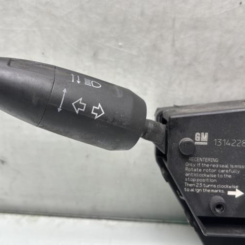 Com (Bloc Contacteur Tournant+Commodo Essuie Glace+Commodo Phare) OPEL CORSA D Photo n°2