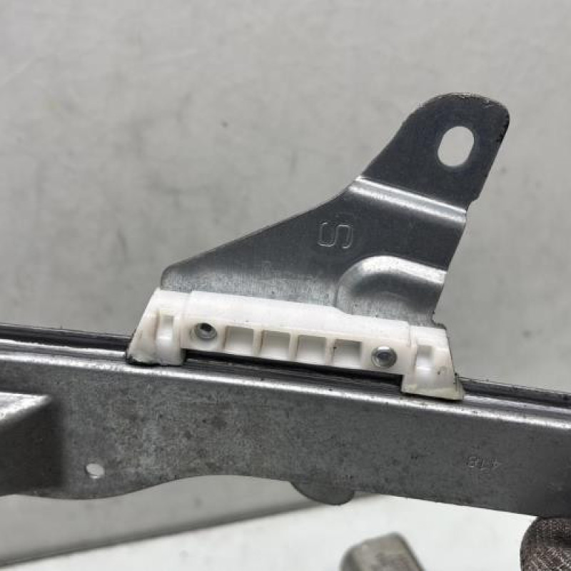 Leve vitre electrique avant gauche OPEL CORSA D Photo n°4