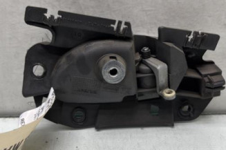 Poignee interieur arriere gauche OPEL CORSA D